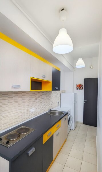 Decebal Metrou Piata Muncii Studio 42mp, UpTown 2020, Centrala Proprie