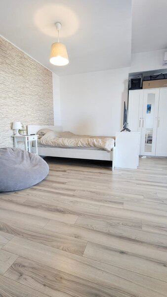 Decebal Metrou Piata Muncii Studio 42mp, UpTown 2020, Centrala Proprie