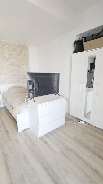 Decebal Metrou Piata Muncii Studio 42mp, UpTown 2020, Centrala Proprie